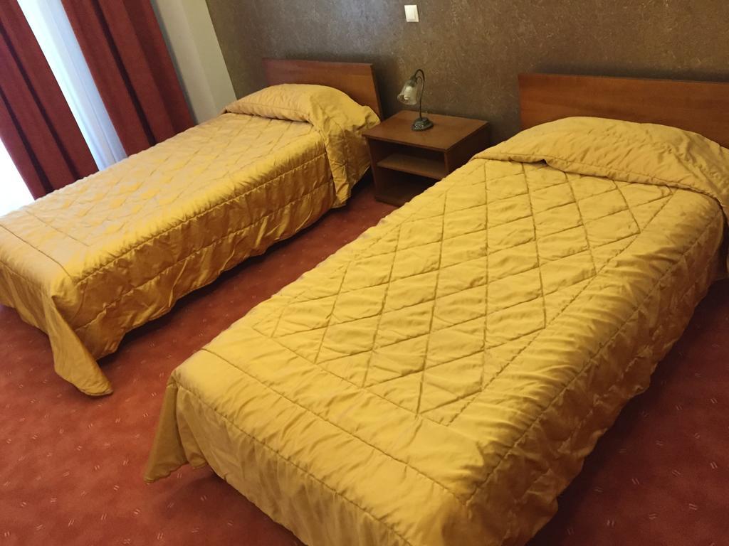 Achillio Hotel โคโมทินี ภายนอก รูปภาพ